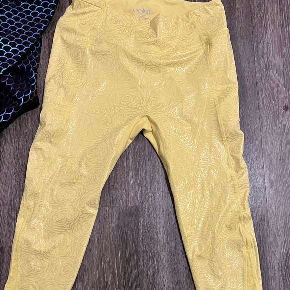 crowned athletics Pants - crowned athletics enchanted rose leggings Sx XXL